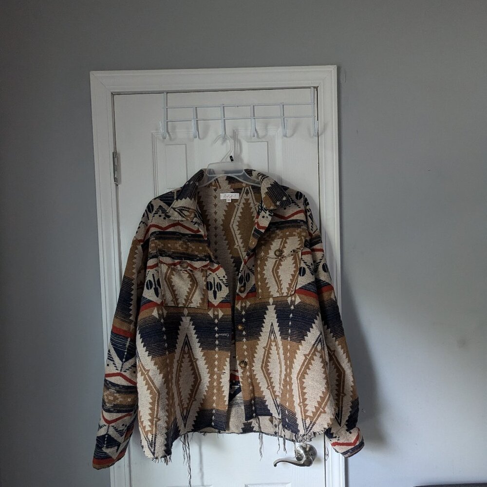 Sweet Generis Distressed Shacket/Jacket, Pockets, Navajo Print, Size 3x